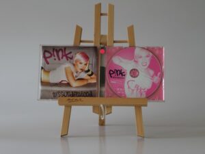 PINK - MISSUNDAZTOOD - CD90