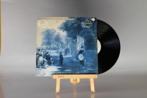 MOODY BLUES, THE - LONG DISTANCE VOYAGER - LP 110