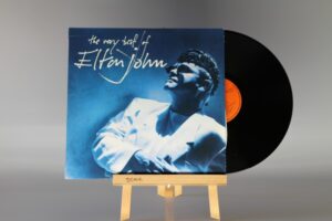 JOHN, ELTON - THE VERY BEST OF - LP133