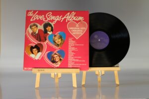 VARIOUS - THE LOVE SONGS ALBUM - LP31