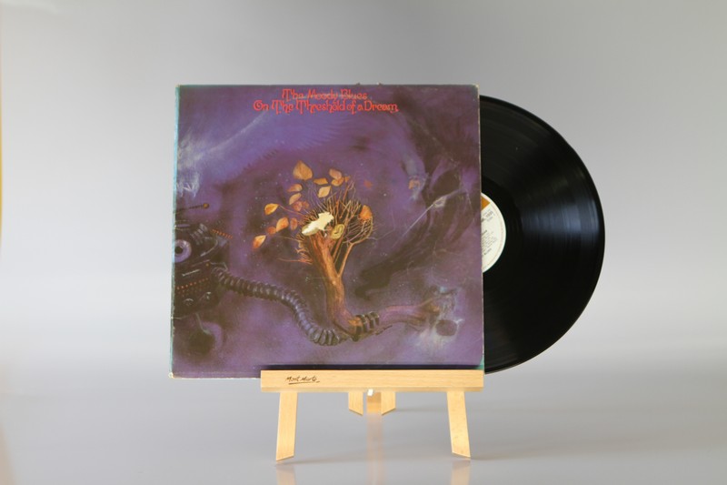 MOODY BLUES, THE -ON THE THRESHOLD OF A DREAM - LP79