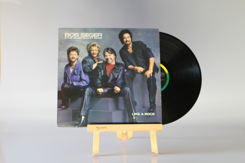 BOB SEGER & THE SILVER BULLET BAND - LIKE A ROCK - LP86