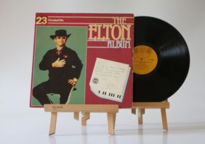 JOHN, ELTON - THE ELTON ALBUM - LP9