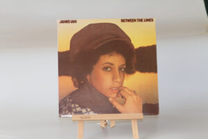 JANIS IAN - BETWEEN THE LINES